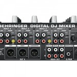 Behringer ddm 4000 - rear view